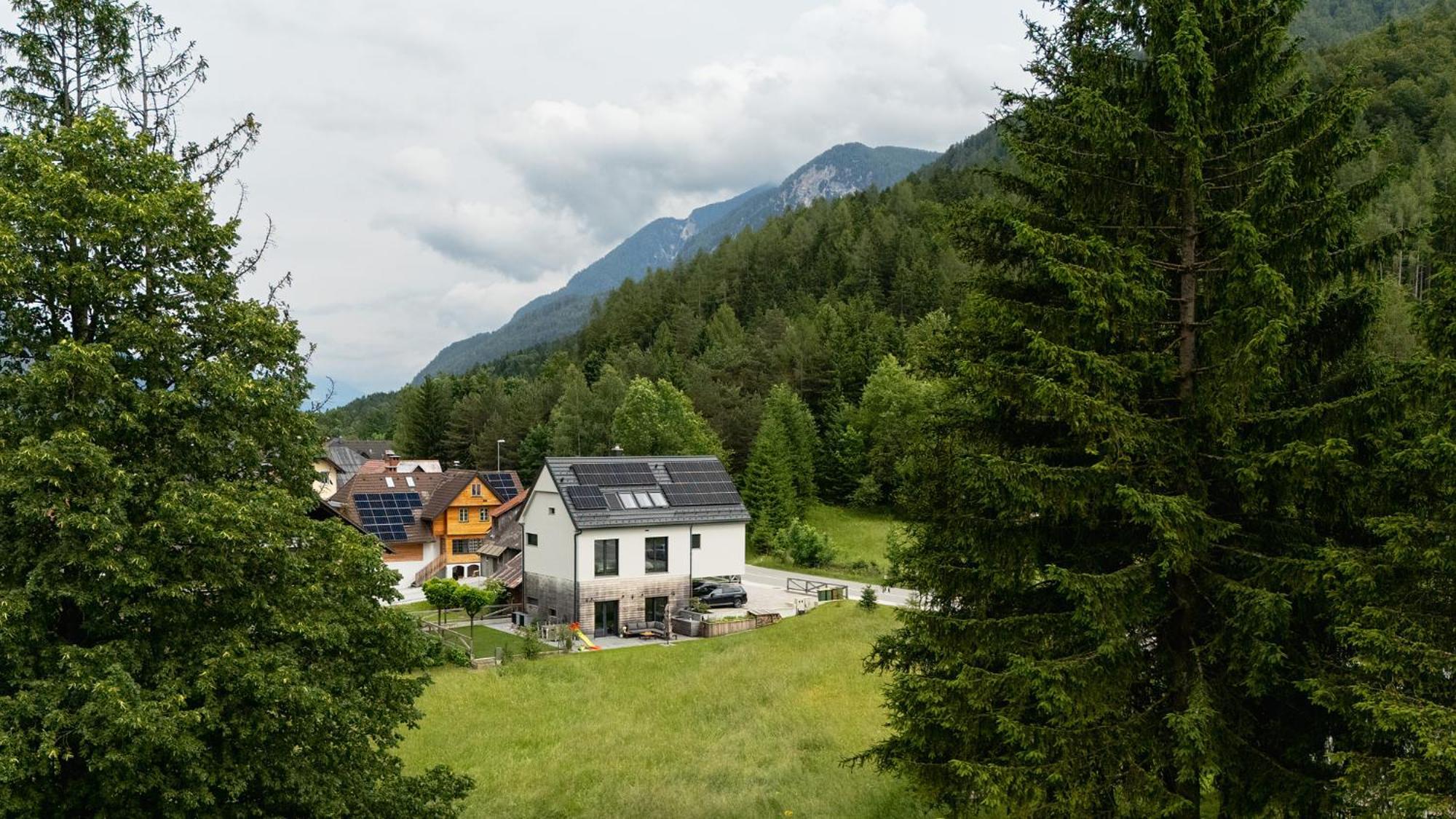 Maison du Soleil Kranjska Gora Extérieur photo